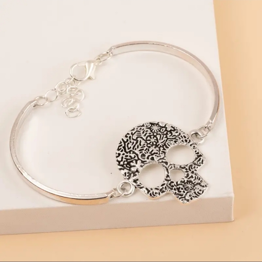 Sugar Skull Bracelet NWT - Picture 5 of 6